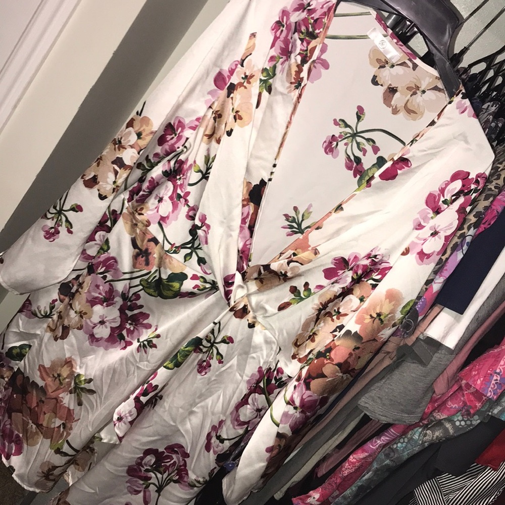 Missguided Plus Floral Plunge Skater